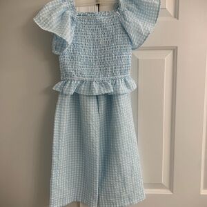 Girls Size 6-7 Two Piece Blue Sear-Sucker Top and Pants Set